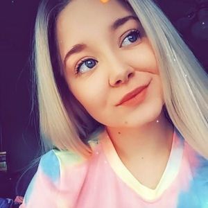 Meet your Posher, Shae